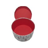 Ajándék doboz fenyős 3 részes kerek